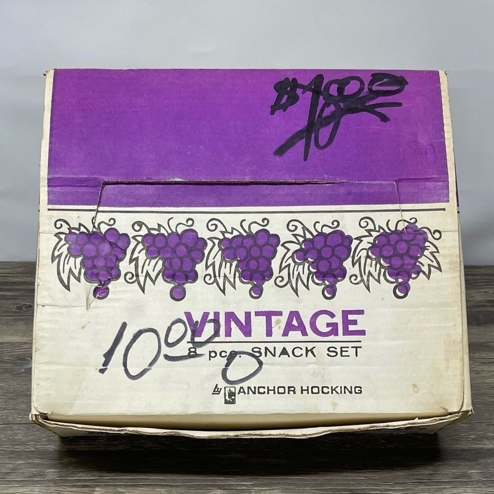 Anchor Hocking Vintage Grape Snack Set 600/76 Glass Clear 8 Piece‎ Set